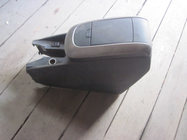 Подлокотник