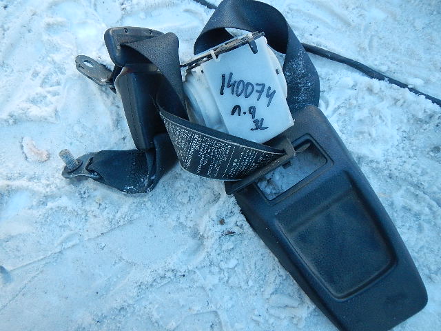 Ремень безопасности