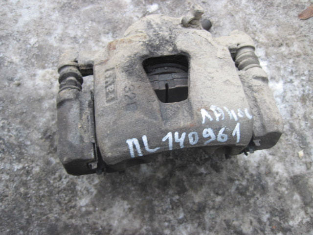 Суппорт передний левый