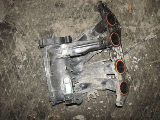 Коллектор впускной