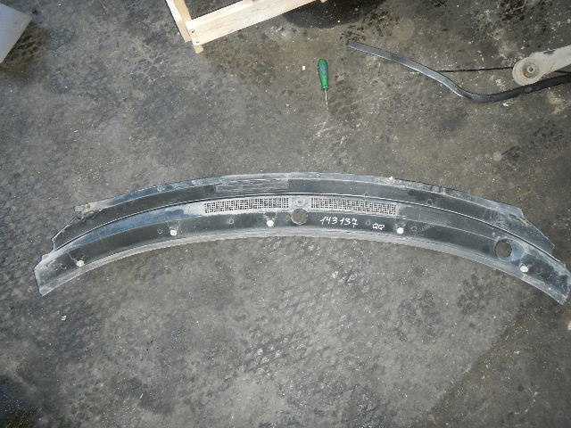 Решетка стеклоочистителей (Жабо)