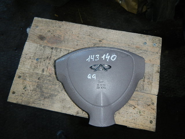 Подушка безопасности в рулевое колесо