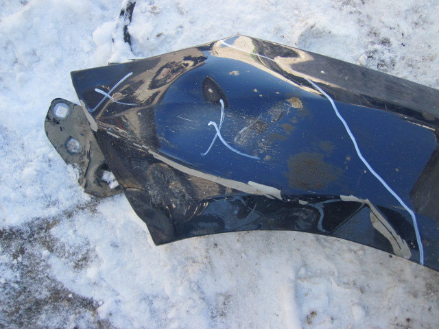 Крыло переднее левое