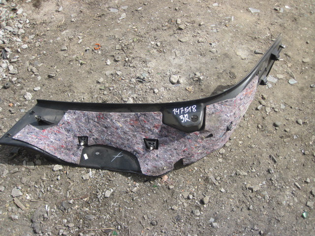 Накладка заднего крыла правого