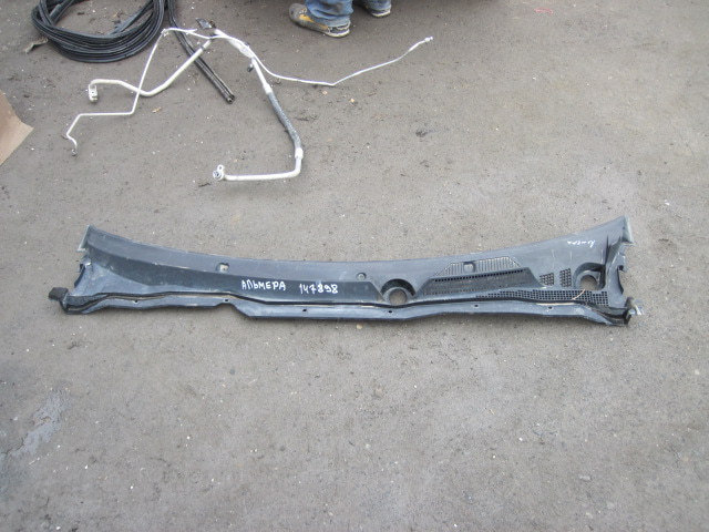 Решетка стеклоочистителей (Жабо)