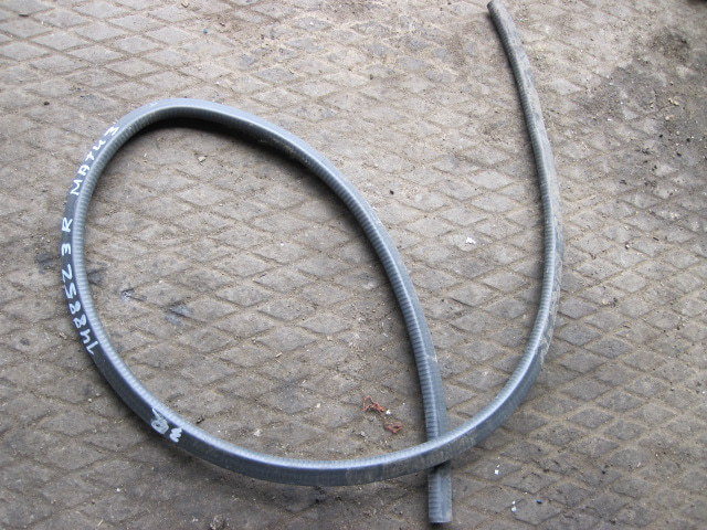 Уплотнитель двери