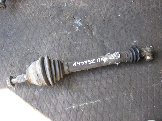 Полуось передняя правая