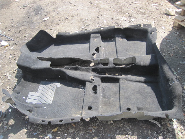 Покрытие напольное (ковролин)