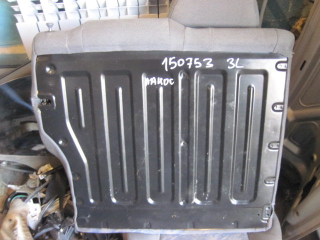 Спинка сидения