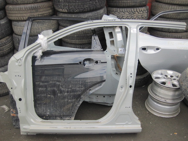 Кузовной элемент