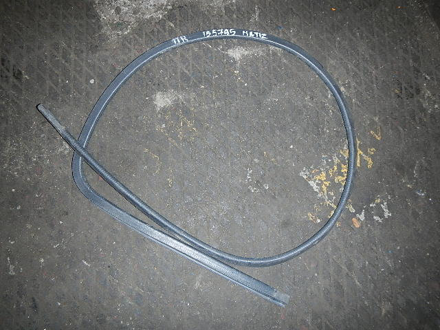 Уплотнитель двери