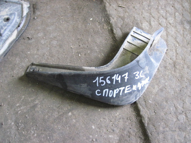 Брызговик задний левый