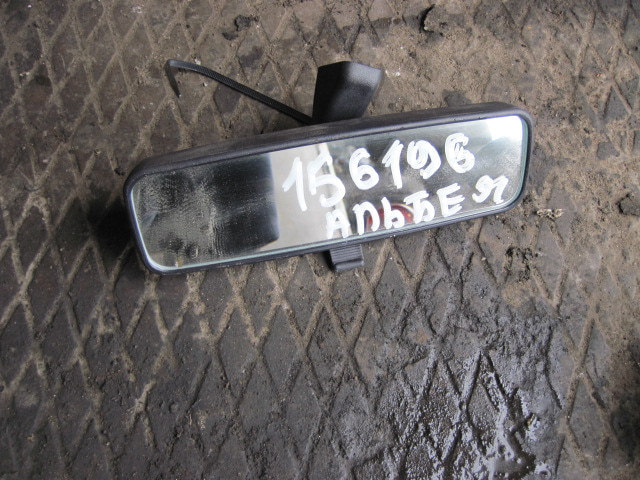 Зеркало заднего вида