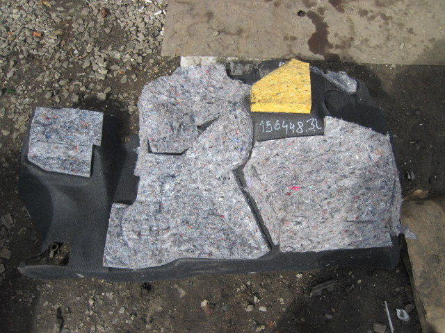 Обшивка багажника