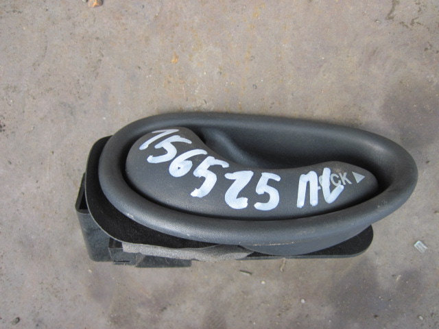 Ручка двери внутренняя левая