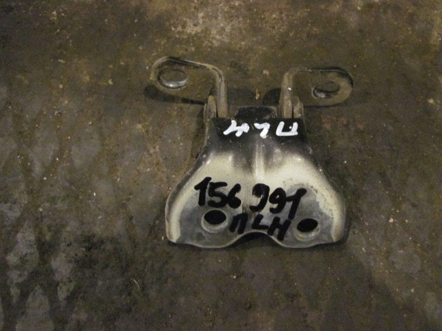 Петля двери передней левой нижняя