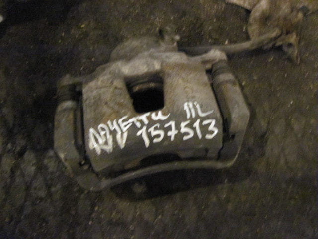 Суппорт передний правый