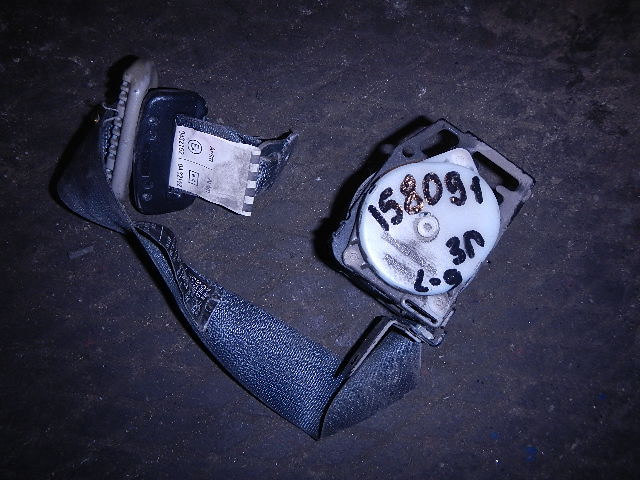 Ремень безопасности