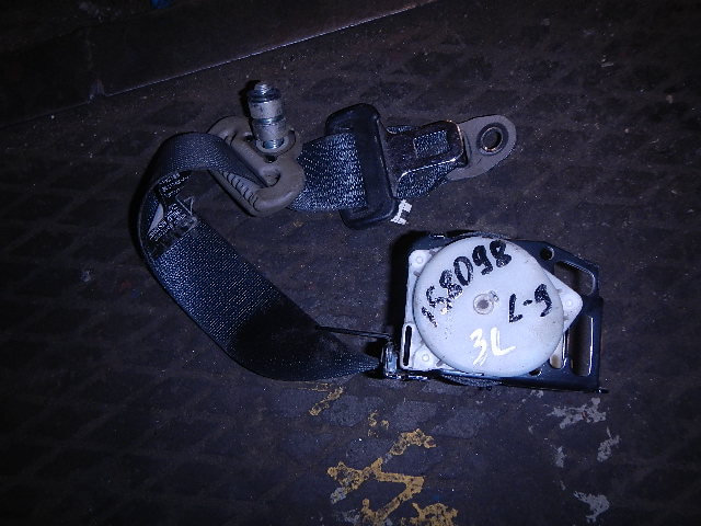 Ремень безопасности