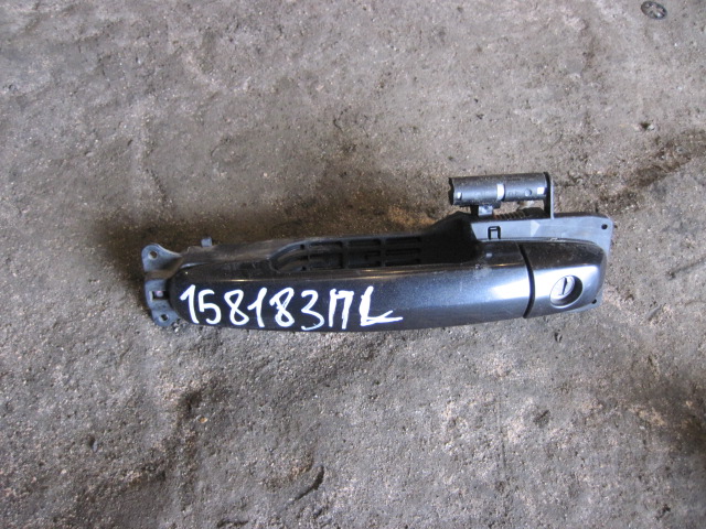 Ручка двери передней наружная левая