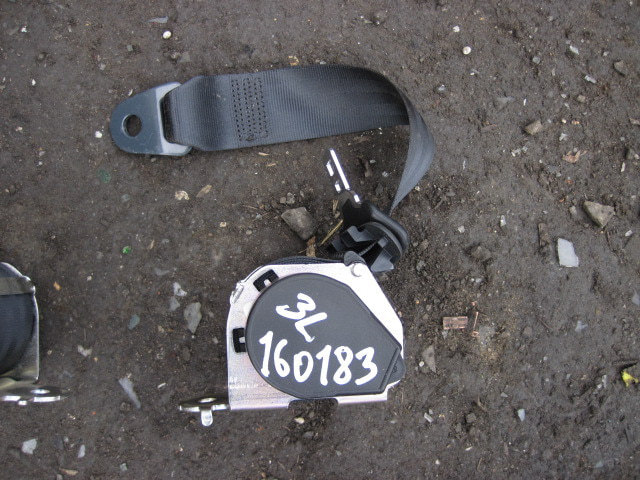 Ремень безопасности