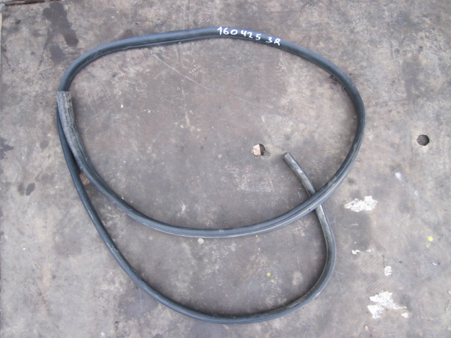 Уплотнитель двери