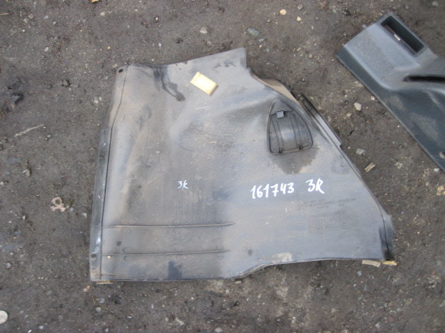 Обшивка багажника