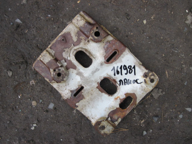 Крепление АКБ (корпус/подставка)