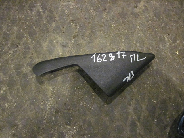 Крышка зеркала внутренняя правая