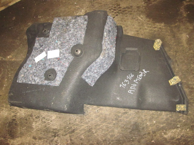 Обшивка багажника