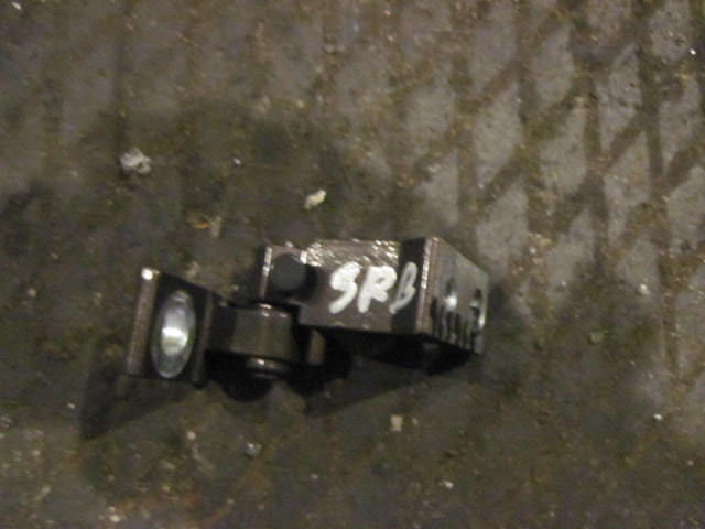 Петля двери задней правой верхняя