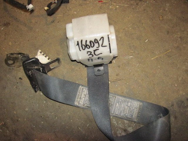 Ремень безопасности