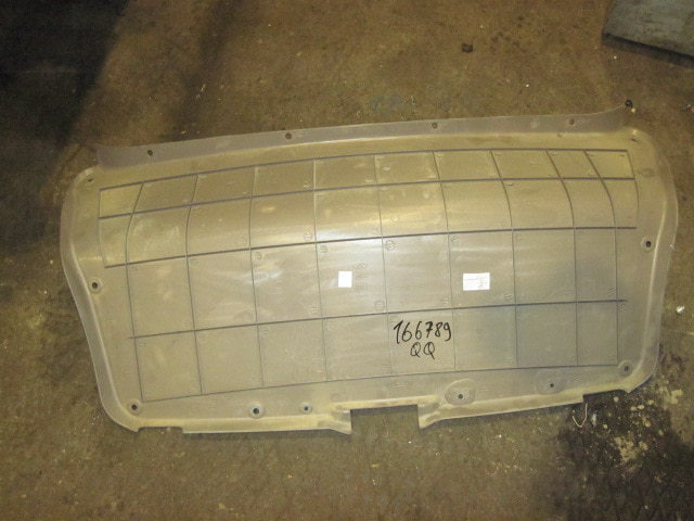 Обшивка крышки багажника