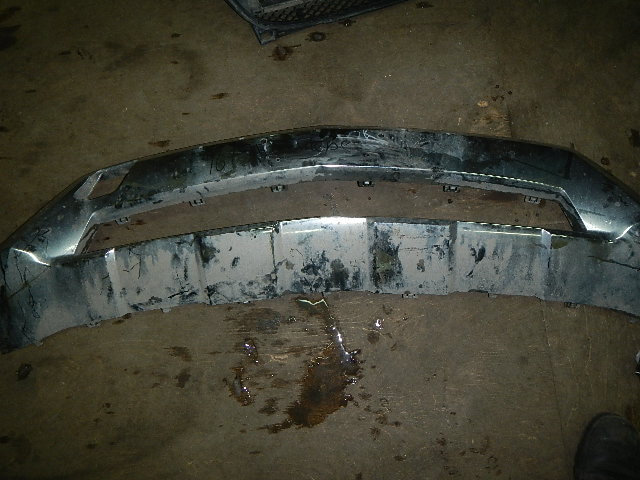 Накладка переднего бампера