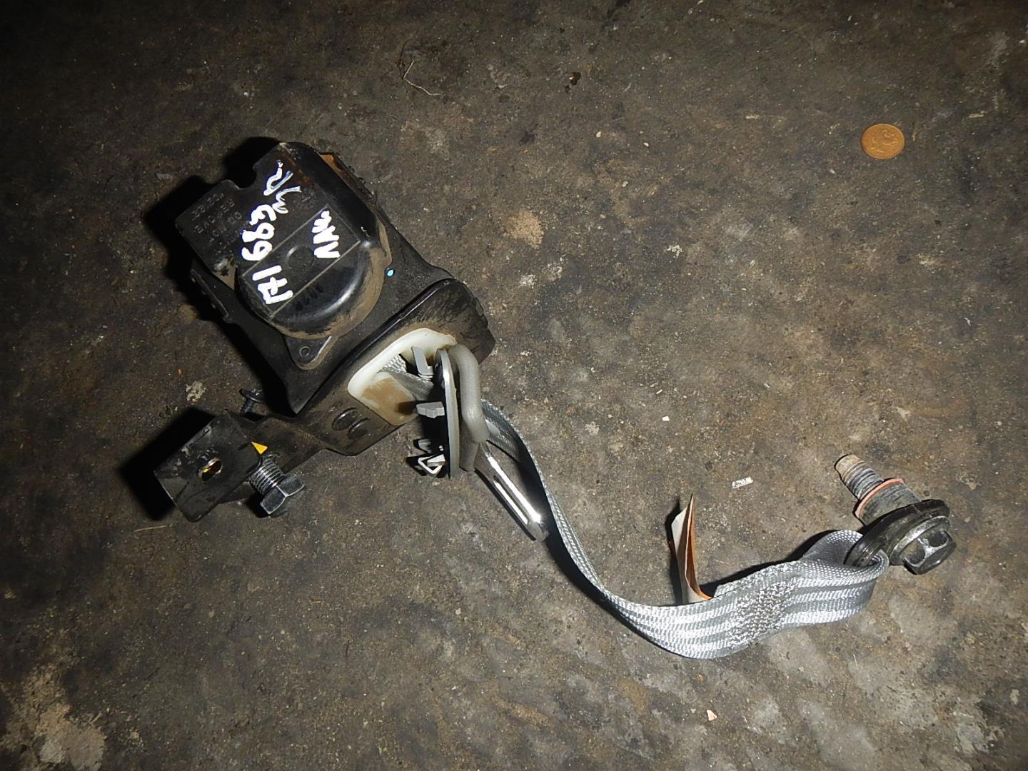 Ремень безопасности