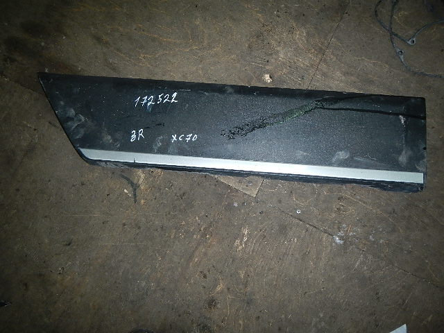 Молдинг задней правой двери