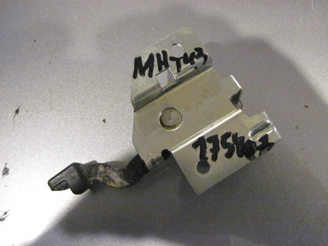 Ручка открывания лючка бензобака