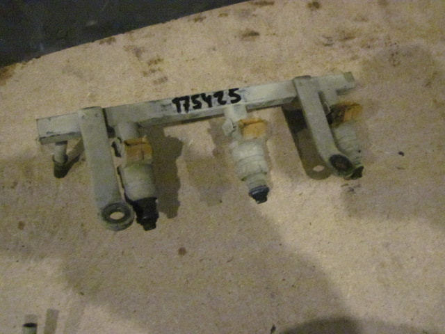 Рейка топливная (рампа)