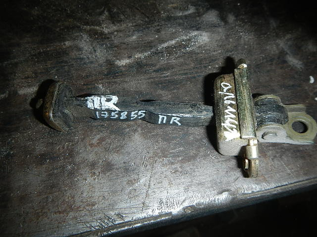 Ограничитель двери