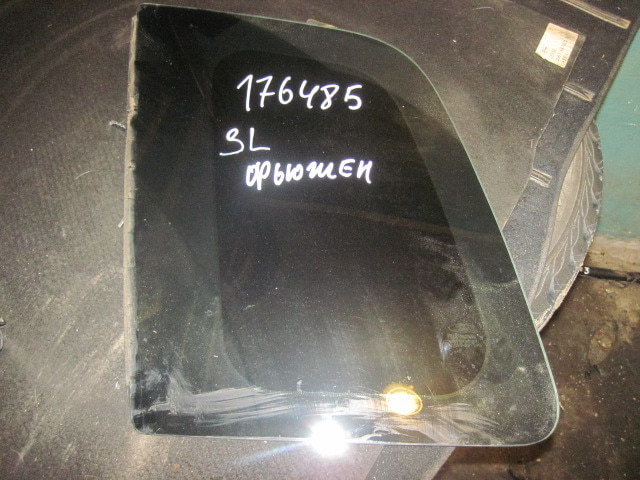 Стекло кузовное глухое левое