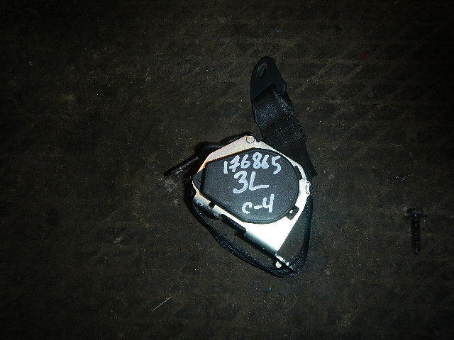 Ремень безопасности