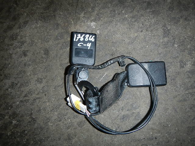 Ответная часть ремня безопасности