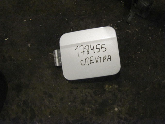 Лючок бензобака