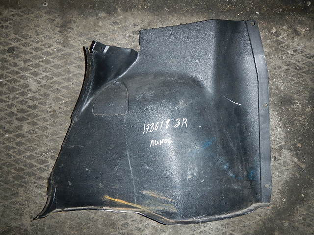 Обшивка багажника