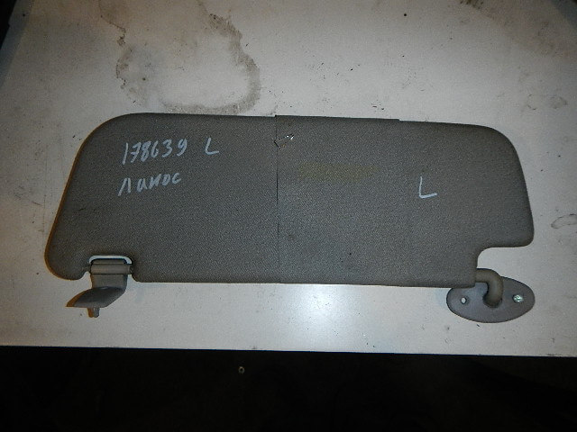 Козырек солнцезащитный