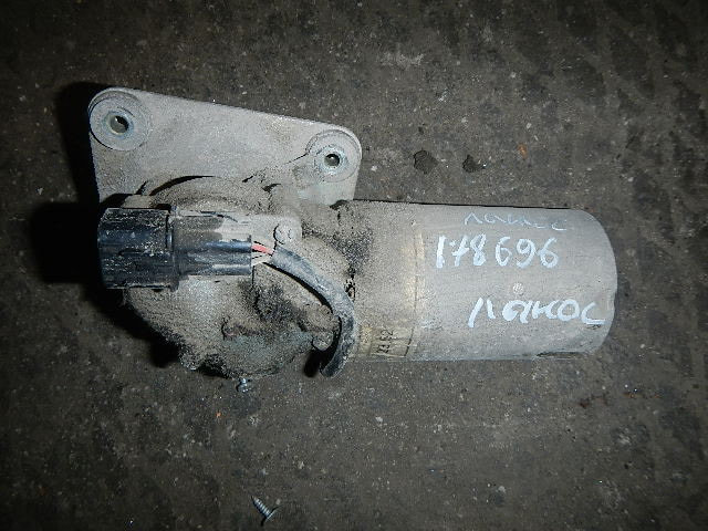 Моторчик стеклоочистителя передний