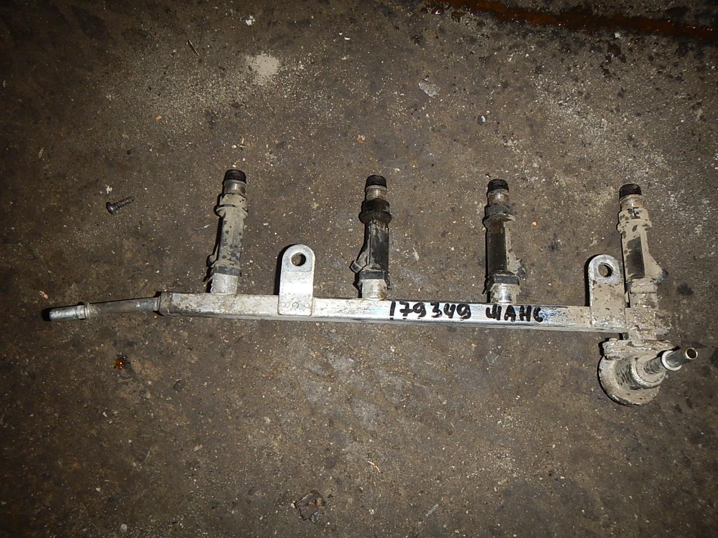 Рейка топливная (рампа)