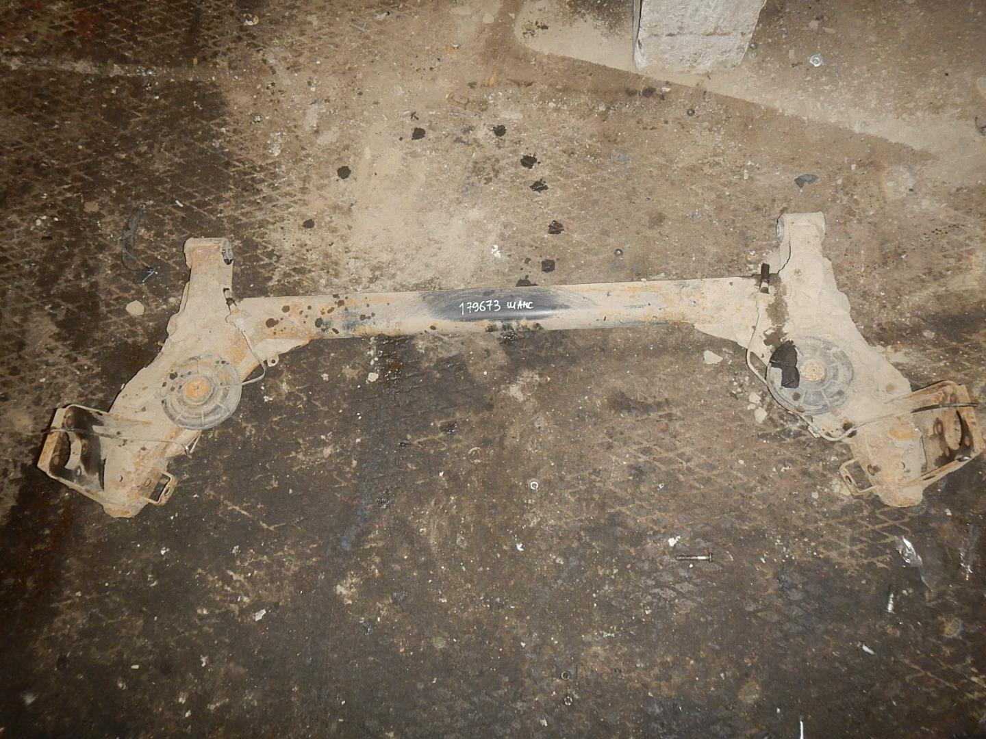 Балка задняя