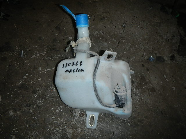 Бачок омывателя лобового стекла