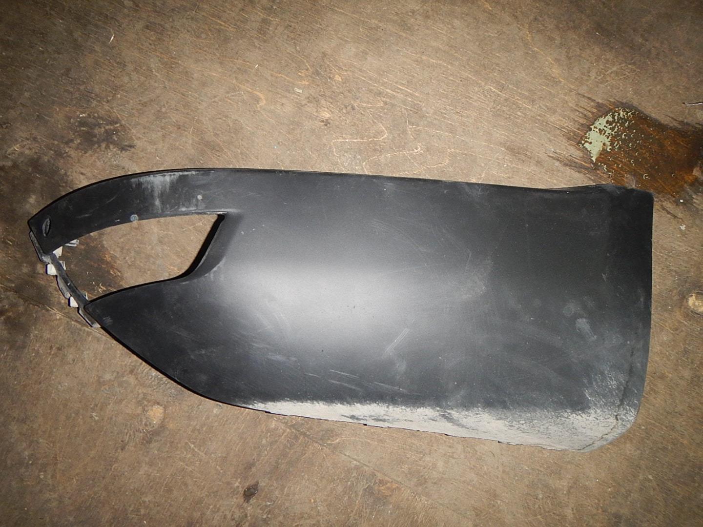 Накладка заднего бампера правая